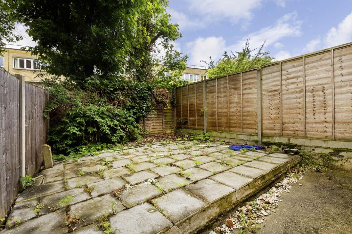 Stunning Garden Apartment Gascony Avenue, West Hampstead